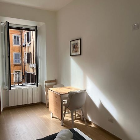 Flat 7 Rome Guesthouse Exteriör bild